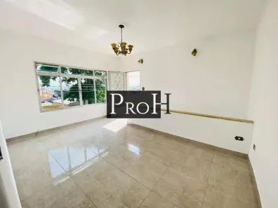 Sobrado com 3 Quartos para alugar, 256m² no Piraporinha, Diadema