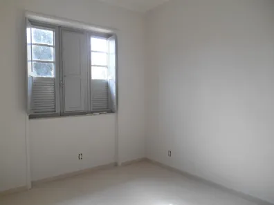 Apartamento com 2 Quartos para alugar, 60m² no Tanque, Rio de Janeiro
