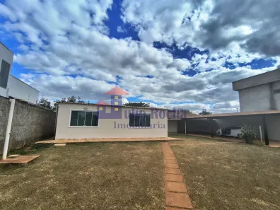 Casa de Condomínio com 3 Quartos para alugar, 243m² no Setor Habitacional Jardim Botânico, Brasília