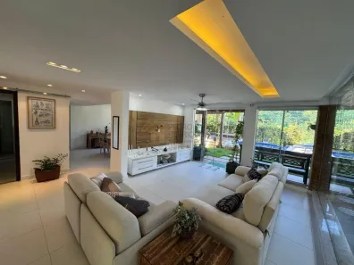 Casa de Condomínio com 4 Quartos à venda, 453m² no Itapuã, Salvador