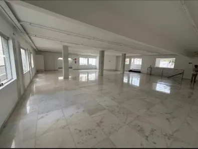 Sala Comercial para alugar, 250m² no Serra, Belo Horizonte