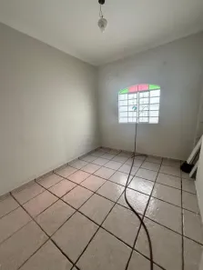 Casa com 3 Quartos para alugar, 75m² no Monsenhor Messias, Belo Horizonte