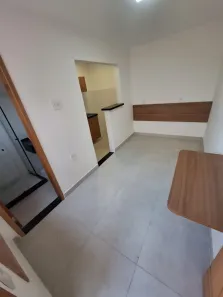 Kitnet com 1 Quarto para alugar, 16m² no Irajá, Rio de Janeiro