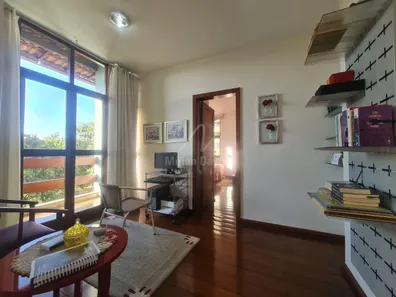 Casa com 4 Quartos à venda, 383m² no São Lucas, Belo Horizonte