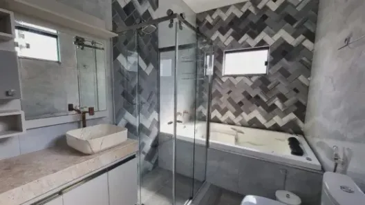 Apartamento com 3 Quartos para alugar, 275m² no Ponta Negra, Manaus