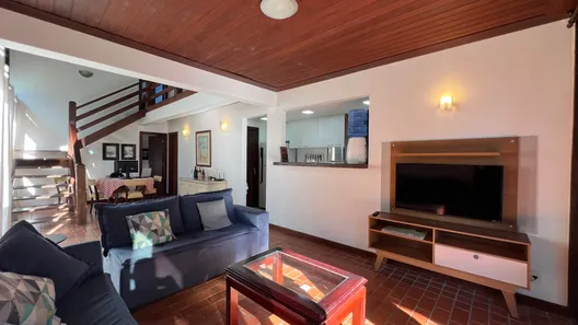 Casa com 3 Quartos para venda ou aluguel, 136m² no Peró, Cabo Frio