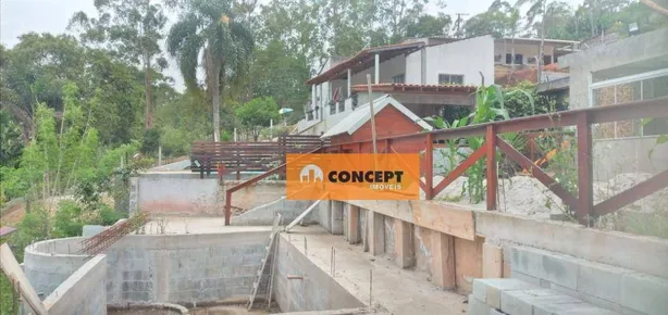 Fazenda/Sítio com 2 Quartos à venda, 215m² no Centro, Biritiba Mirim