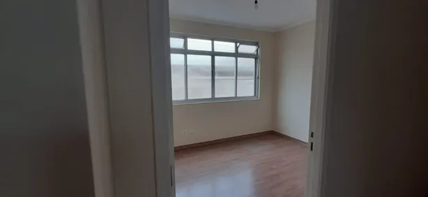 Sala Comercial para alugar, 52m² no Boqueirão, Santos