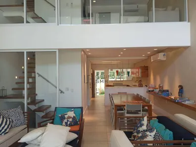 Casa de Condomínio com 5 Quartos para venda ou aluguel, 420m² no Balneário Praia do Pernambuco, Guarujá