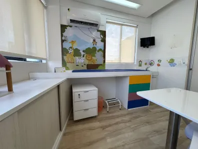 Sala Comercial com 2 Quartos para alugar, 35m² no Boa Viagem, Recife