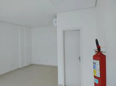 Sala Comercial para alugar, 30m² no Aleixo, Manaus