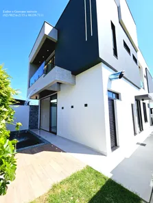 Casa de Condomínio com 4 Quartos à venda, 271m² no Novo Aleixo, Manaus
