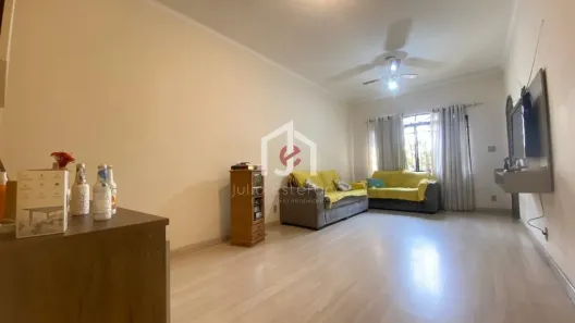 Casa com 3 Quartos à venda, 122m² no Jardim Califórnia, Taubaté