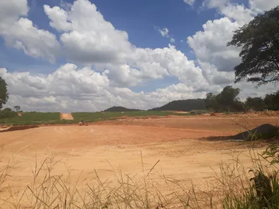 Lote/Terreno à venda, 360m² no Centro, São José da Lapa