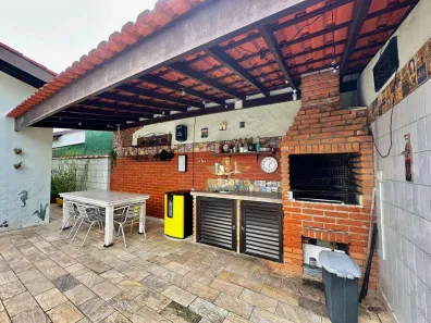 Casa de Condomínio com 4 Quartos à venda, 200m² no Balneário Praia do Pernambuco, Guarujá