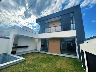 Casa de Condomínio com 3 Quartos à venda, 136m² no Campo Grande, Rio de Janeiro