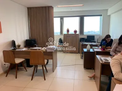 Sala Comercial à venda, 35m² no Taguatinga Norte, Brasília