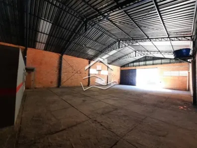 Galpão/Depósito/Armazém para alugar, 460m² no Pedro do Rio, Petrópolis