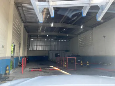 Galpão/Depósito/Armazém à venda, 300m² no Recreio Ipitanga, Lauro de Freitas