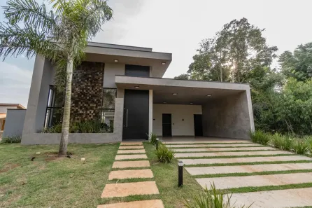 Casa de Condomínio com 3 Quartos para alugar, 157m² no Ninho Verde II, Pardinho