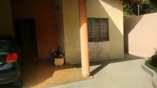 Casa com 3 Quartos à venda, 301m² no Centro, Araraquara