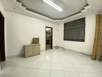Casa com 3 Quartos para alugar, 320m² no Indaiá, Belo Horizonte