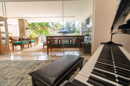 Casa de Condomínio com 4 Quartos à venda, 412m² no Jardins Valência, Goiânia