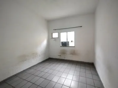 Casa com 1 Quarto para alugar, 10m² no Chacrinha, Nova Iguaçu