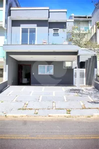 Casa de Condomínio com 3 Quartos para venda ou aluguel, 156m² no Parque das Figueiras, Mogi das Cruzes