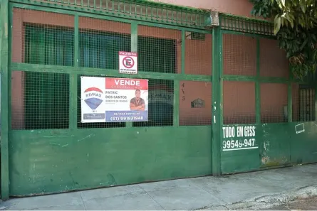 Sobrado com 3 Quartos à venda, 300m² no Área de Desenvolvimento Econômico, Brasília