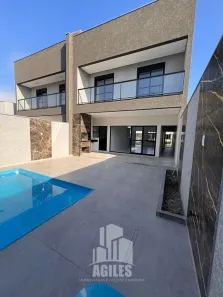 Sobrado com 3 Quartos à venda, 155m² no Centro, Matinhos