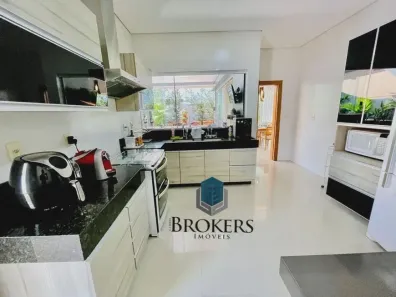 Casa de Condomínio com 3 Quartos à venda, 220m² no Jardins Valência, Goiânia