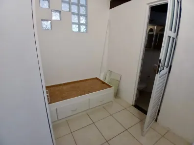Casa de Condomínio com 5 Quartos para venda ou aluguel, 188m² no Itapuã, Salvador
