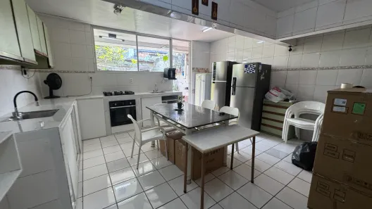 Casa com 3 Quartos à venda, 200m² no Santo Antônio, Manaus