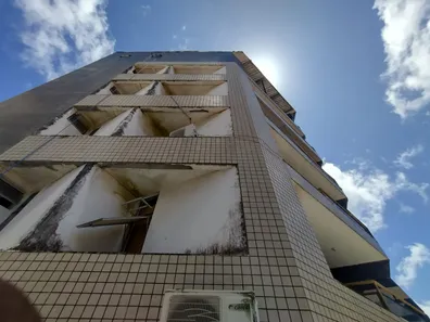 Apartamento com 2 Quartos para alugar, 80m² no Jardim Apipema, Salvador