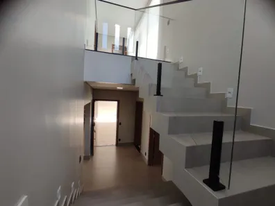 Sobrado com 3 Quartos para alugar, 600m² no Taguatinga Centro, Brasília