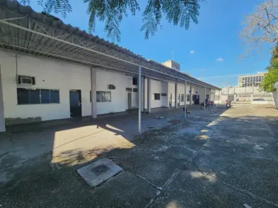 Ponto Comercial para alugar, 450m² no Oswaldo Cruz, Rio de Janeiro