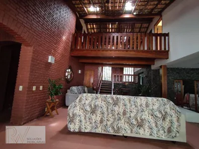 Casa com 4 Quartos para alugar, 489m² no Jardim Apipema, Salvador