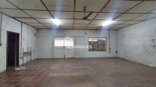 Sala Comercial à venda, 600m² no Santo André, São Leopoldo