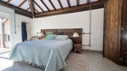 Casa de Condomínio com 2 Quartos à venda, 5000m² no Centro, Santo Antônio do Pinhal