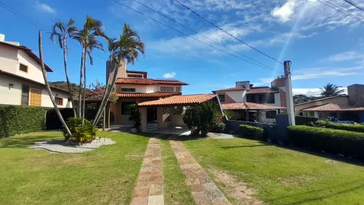 Casa de Condomínio com 4 Quartos para alugar, 196m² no Candelária, Natal