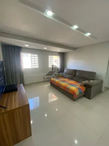 Sobrado com 4 Quartos à venda, 200m² no Areal, Brasília