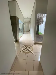 Sala Comercial para alugar, 1000m² no Centro, Campo Mourão