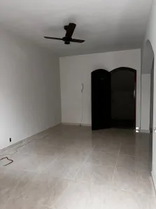 Apartamento com 2 Quartos para alugar, 110m² no Bacaxá (Bacaxá), Saquarema