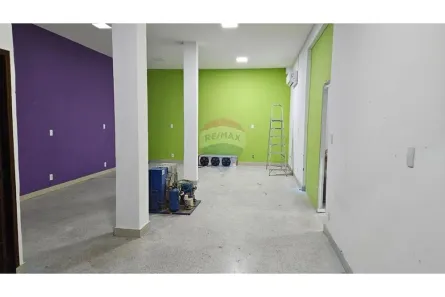 Ponto Comercial para alugar, 140m² no Vila Canária, Salvador