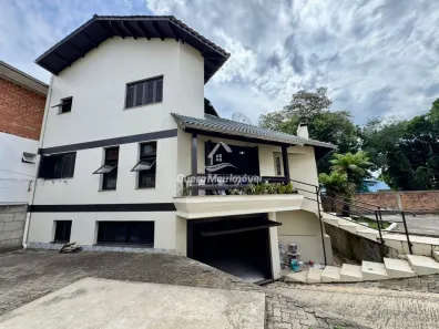 Casa com 3 Quartos à venda, 334m² no Serrano, Caxias do Sul