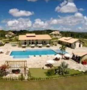 Lote/Terreno à venda, 878m² no Centro, Simões Filho