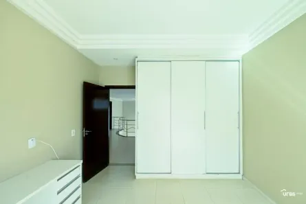 Casa de Condomínio com 4 Quartos para alugar, 370m² no Residencial Granville, Goiânia