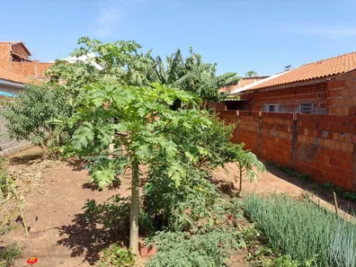 Lote/Terreno à venda, 250m² no Dois Córregos, Dois Córregos