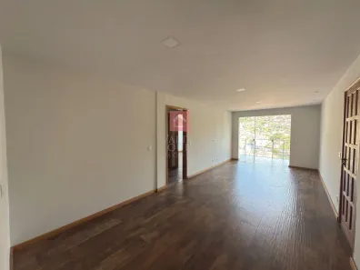 Apartamento com 2 Quartos para alugar, 80m² no Cascatinha, Petrópolis